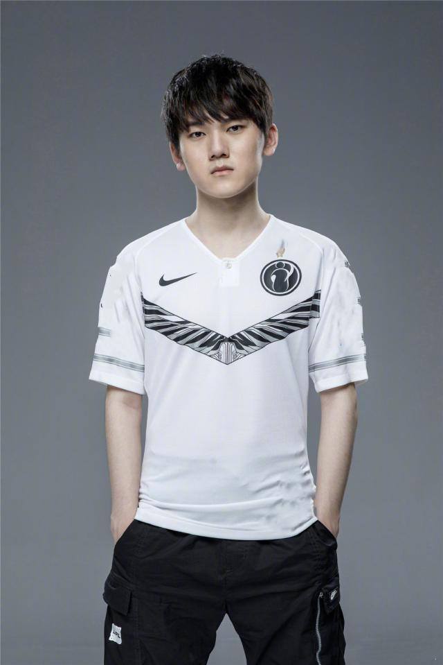 Eternal Fire 晋级 PGL Cluj-Napoca 2025 季后赛
