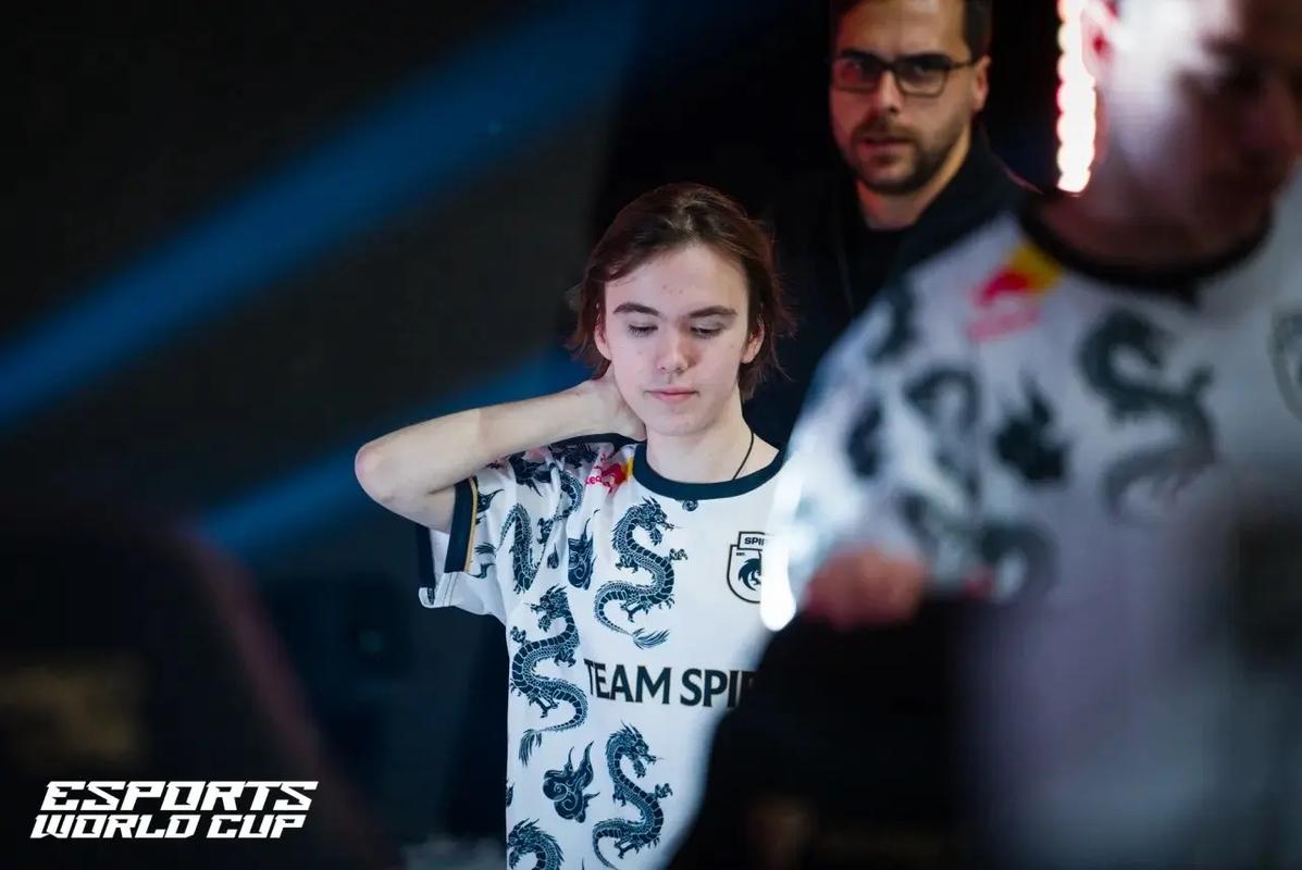 xiaofang ：豹女可以撑起节奏 今天表现一般