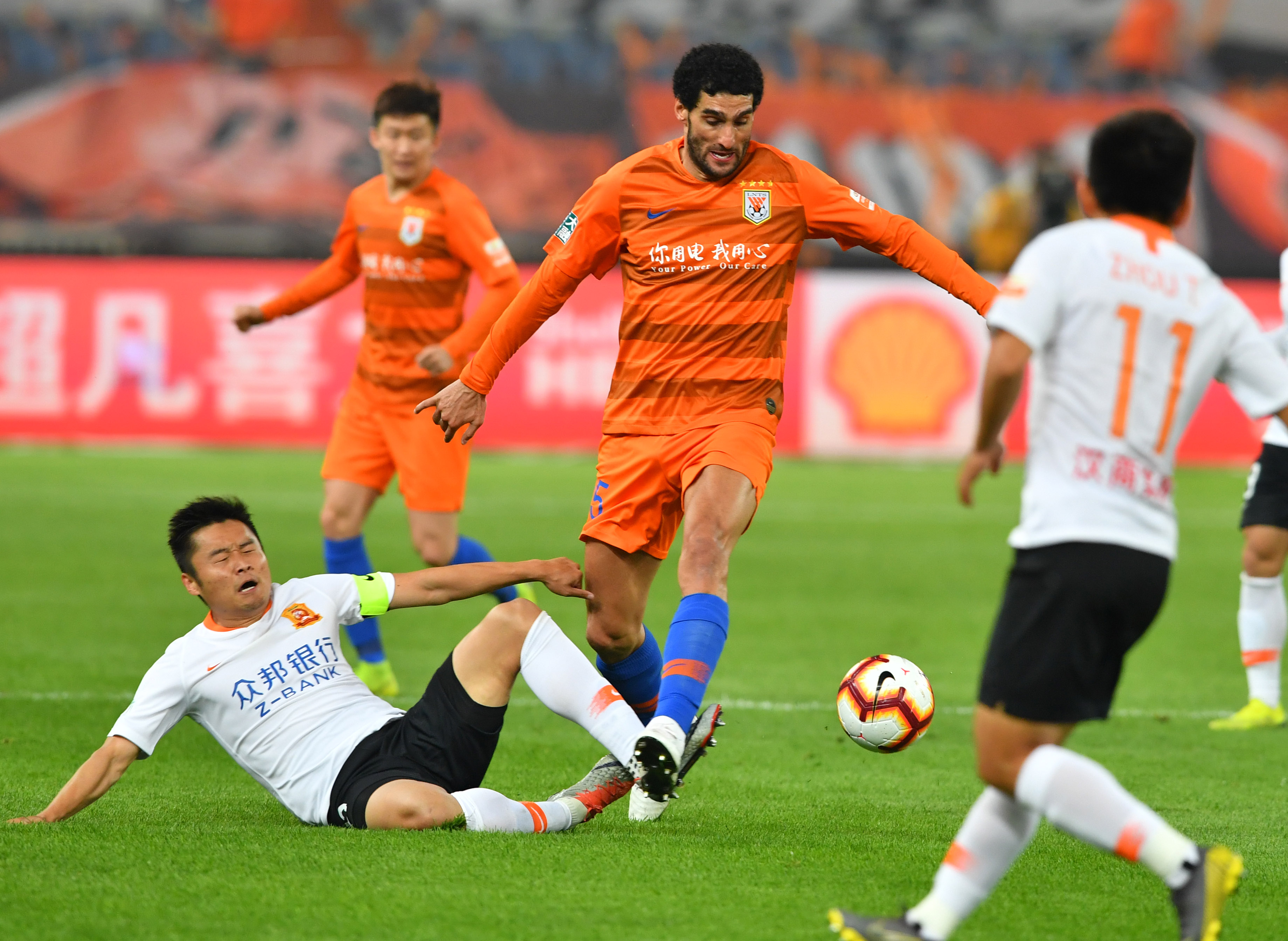 2022德玛西亚杯单败淘汰赛16进4于12月18日-12月20日进行，各LPL战队全新亮相令人期待